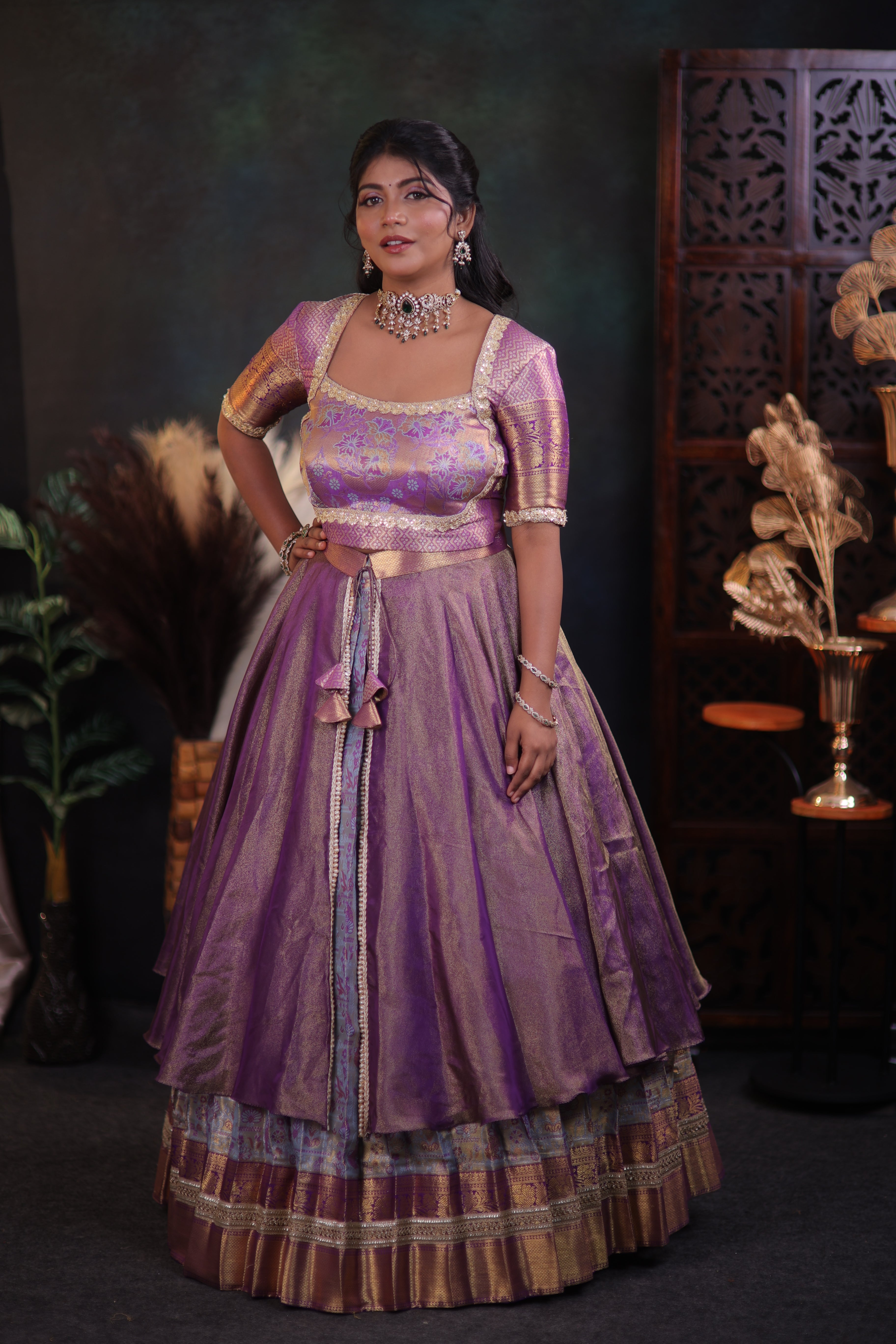 Samutha – 3-in-1 Convertible Lehenga Set | Gown, Crop top skirt & Bridal Look ( Made to Order)