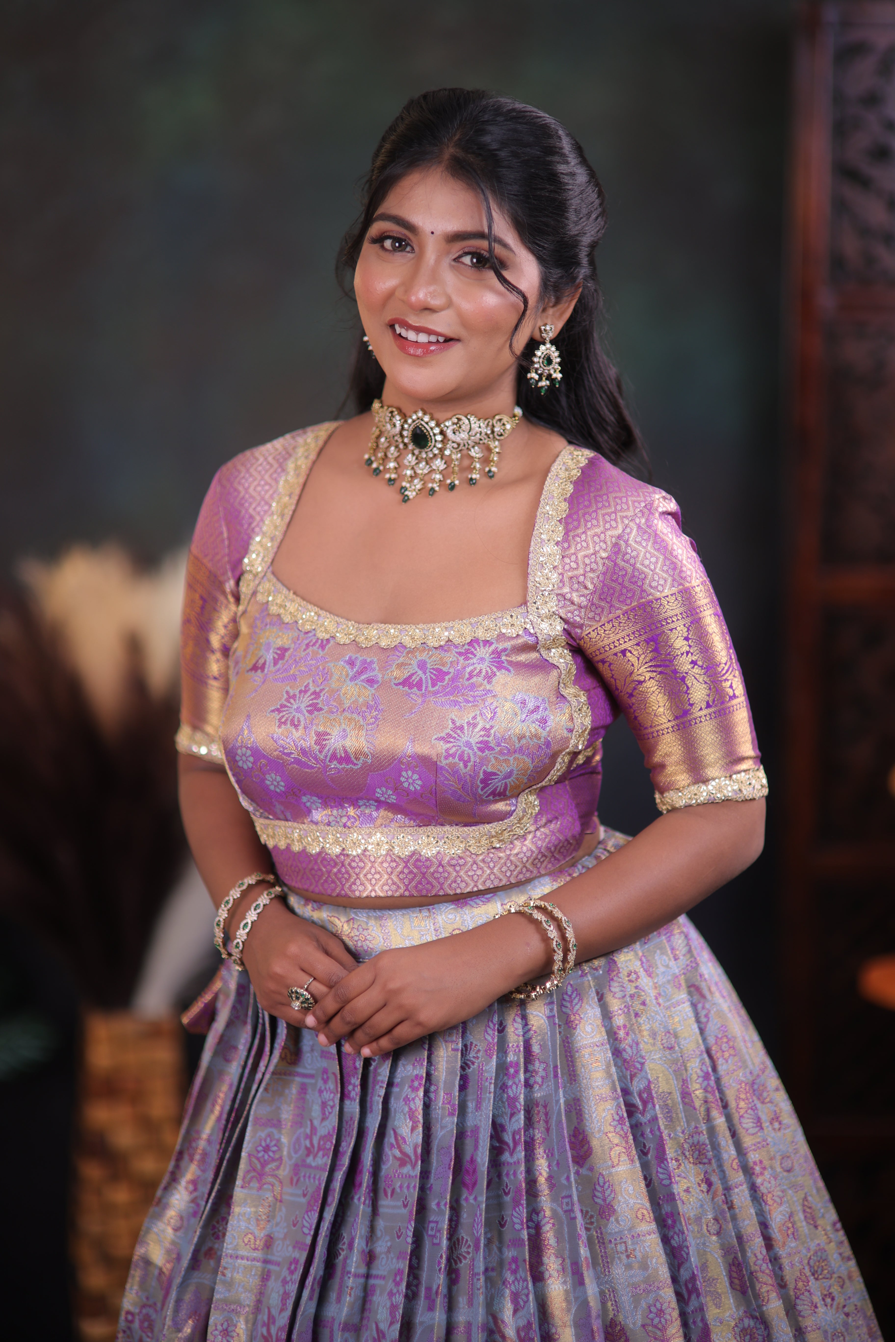 Samutha – 3-in-1 Convertible Lehenga Set | Gown, Crop top skirt & Bridal Look ( Made to Order)